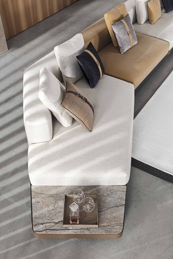 Диван Meroni & Colzani Levante sofa