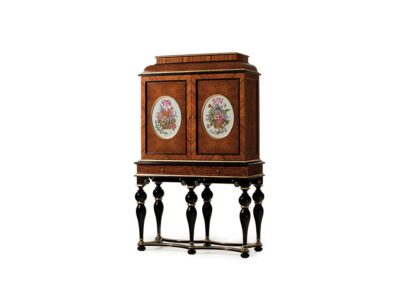 Барный шкаф OAK MG2511 Epoca: Germania 1800 Период: Германия