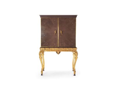 Барный шкаф OAK MG2521 Epoca: Italia 1760 Период: Италия 1760 г.