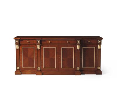 Комод OAK MG1032 Epoca: William IV - Inghilterra 1750 Период: Вильгельм IV – Англия