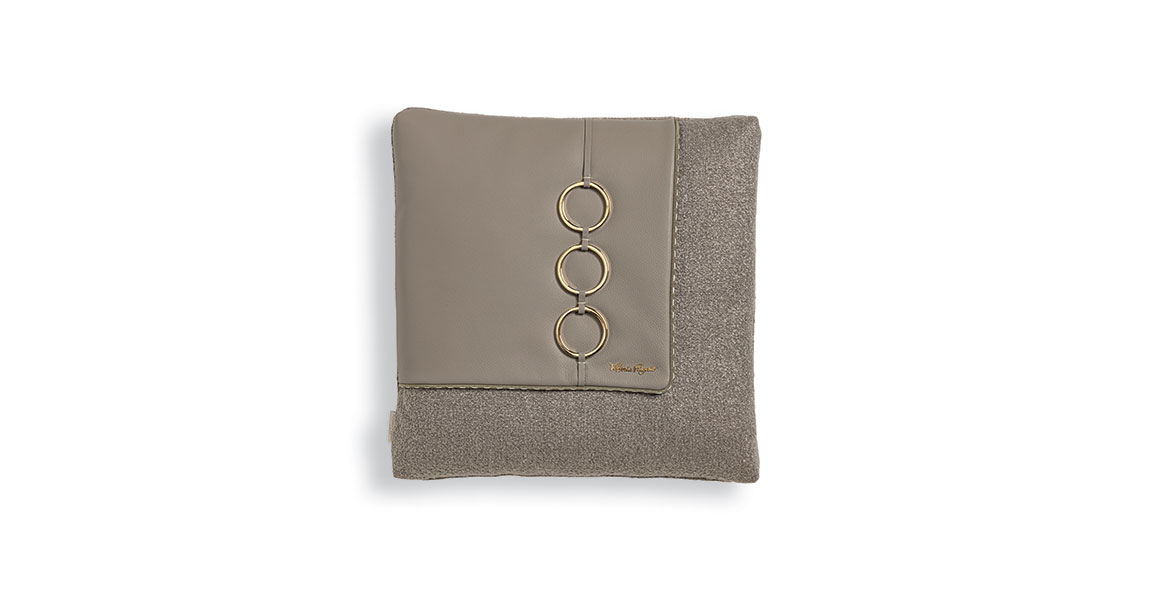 Подушка Vittoria Frigerio GLAM COLLECTION - VF02 дизайнер VF Design Studio