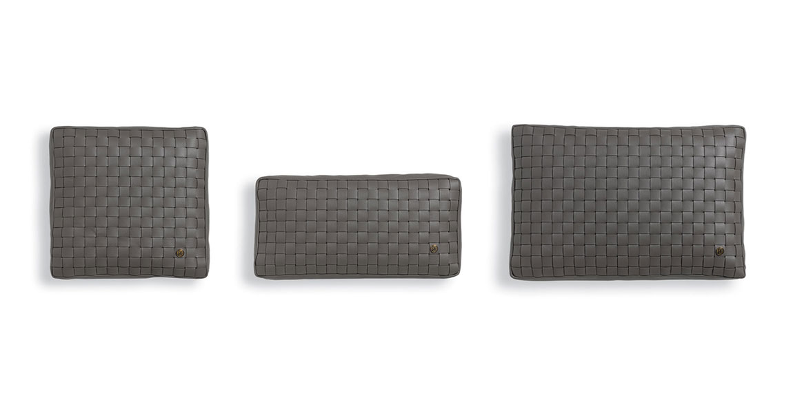 Подушка Vittoria Frigerio GLAM COLLECTION - VFTR01