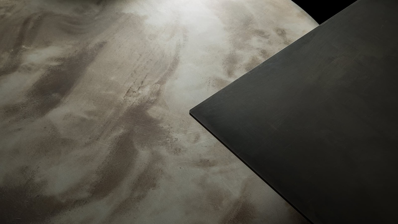 Приставной столик Henge Twistable Coffee Table